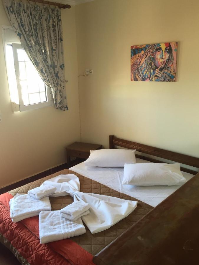 Toulipa Rooms Agia Ermioni Экстерьер фото