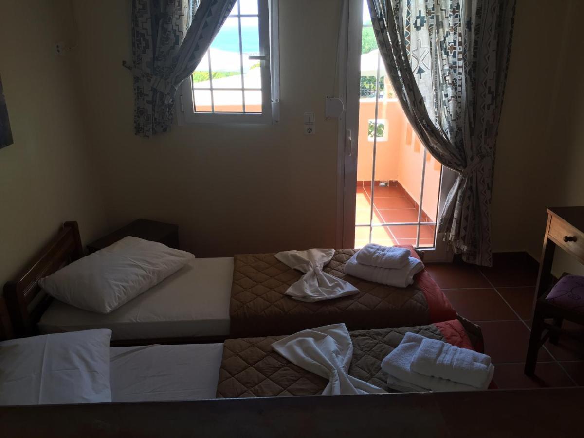 Toulipa Rooms Agia Ermioni Экстерьер фото