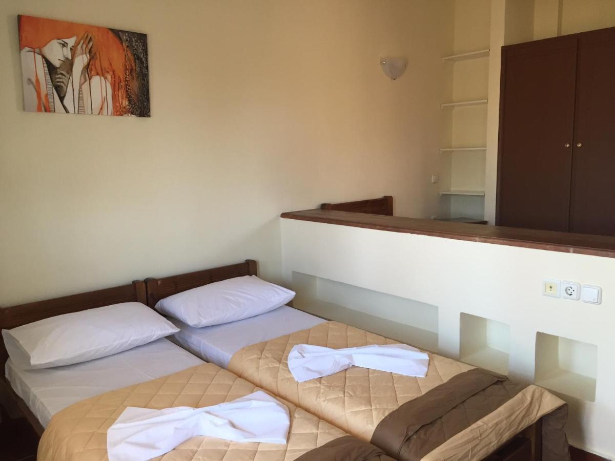 Toulipa Rooms Agia Ermioni Экстерьер фото