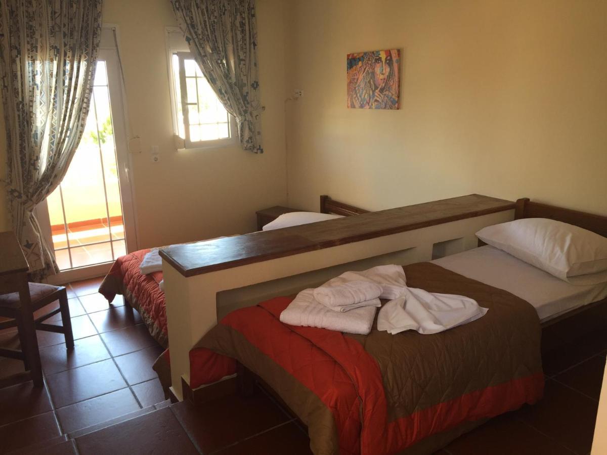 Toulipa Rooms Agia Ermioni Экстерьер фото